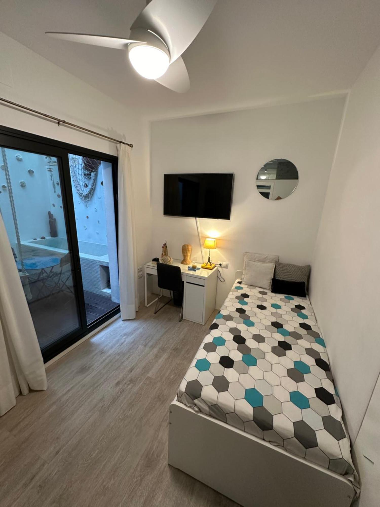 Casa Duque Compartida Familiar 2- Habitacion Bano Propio Σεβίλλη Εξωτερικό φωτογραφία