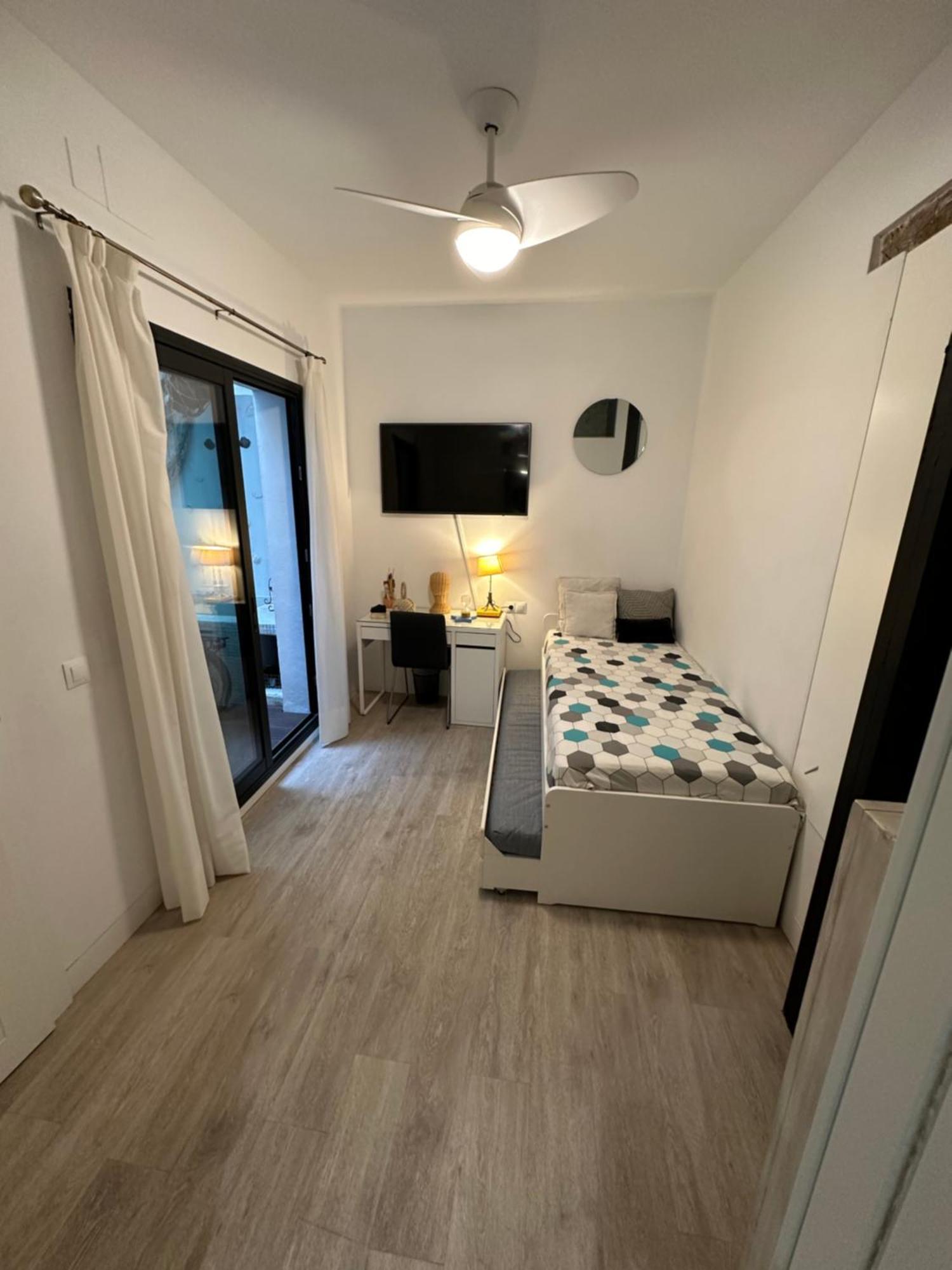 Casa Duque Compartida Familiar 2- Habitacion Bano Propio Σεβίλλη Εξωτερικό φωτογραφία