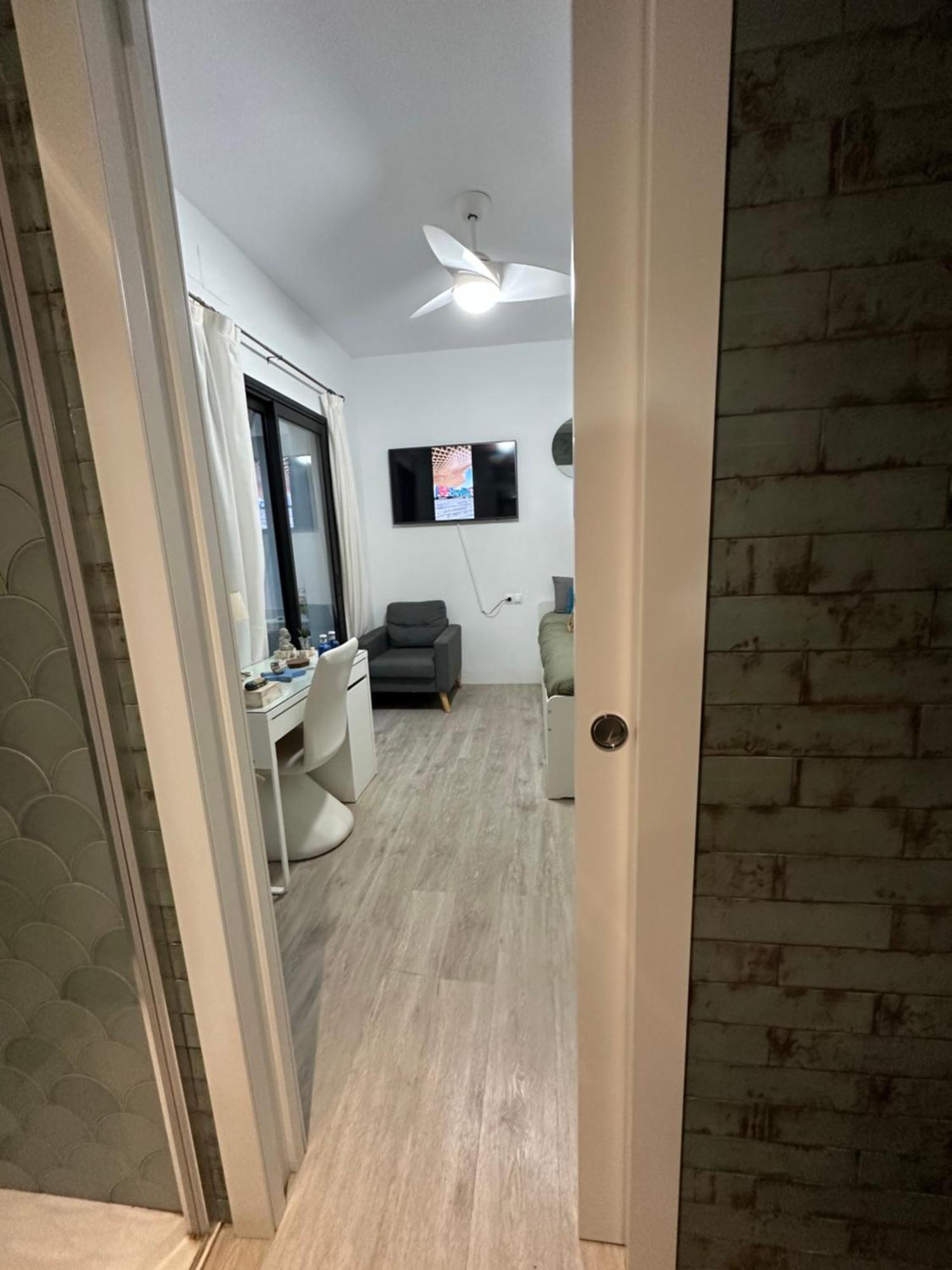 Casa Duque Compartida Familiar 2- Habitacion Bano Propio Σεβίλλη Εξωτερικό φωτογραφία