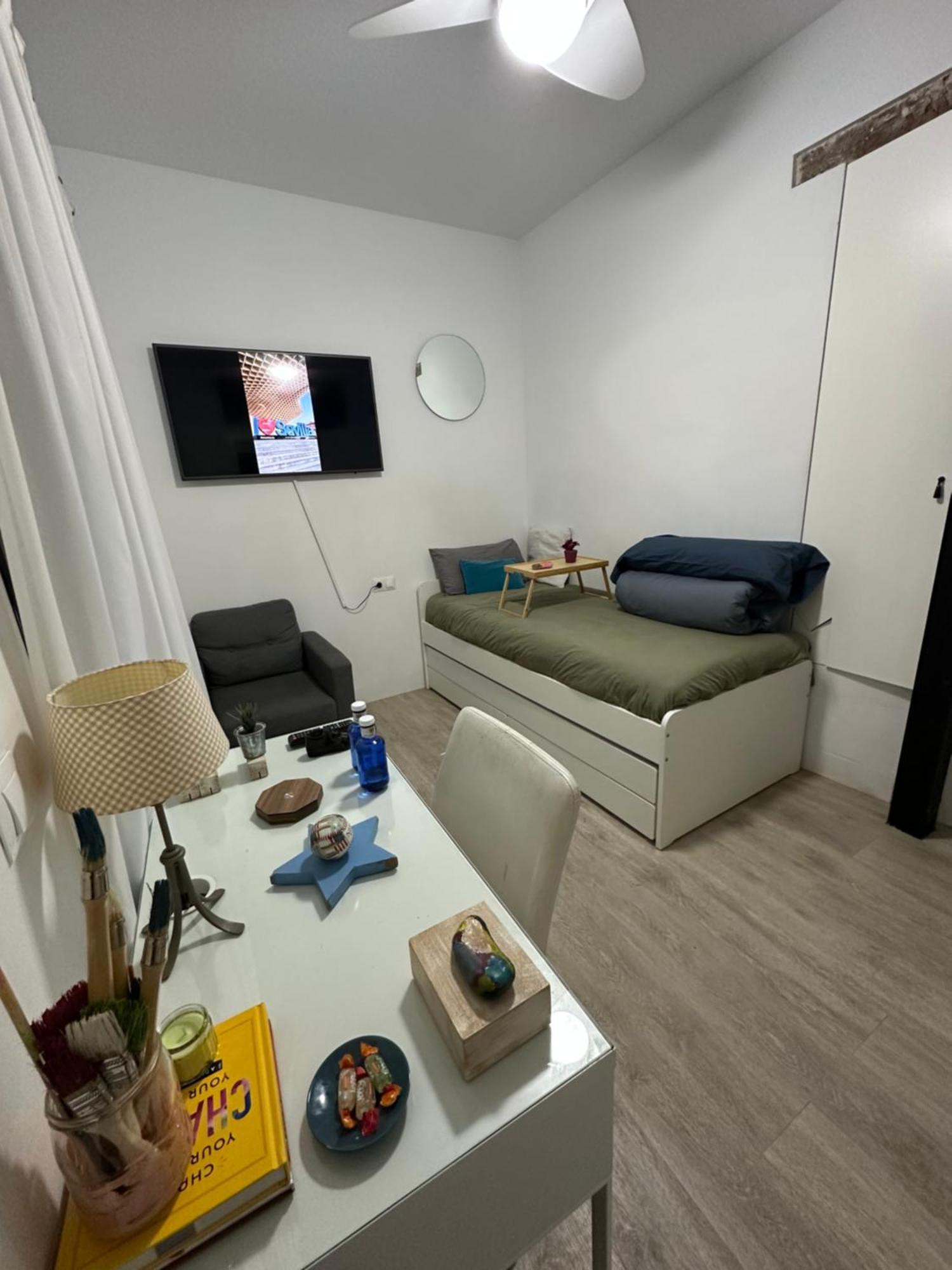Casa Duque Compartida Familiar 2- Habitacion Bano Propio Σεβίλλη Εξωτερικό φωτογραφία
